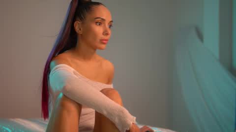 mila may  online show from September 21, 3:43 pm