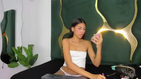 mila_petiteasm online show from July 28, 12:48 pm