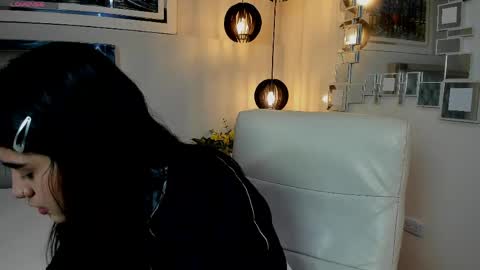 mila_quin online show from June 1, 7:48 pm