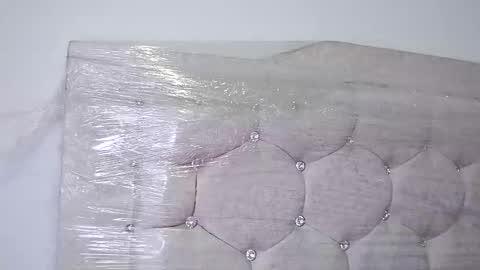 laura online show from September 28, 4:41 am