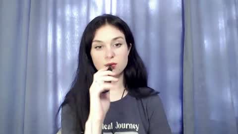 Mila online show from July 26, 4:15 pm
