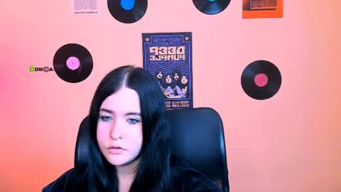 mila_snow1 online show from July 30, 9:43 am