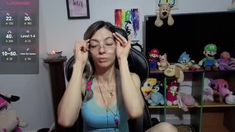 Snapshot of milacoxx8819 chatting on October 20, 12:57 am milacoxx8819 online show from October 20, 12:57 am