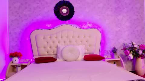 Mila online show from July 28, 6:08 pm