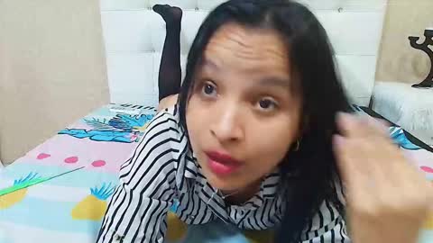 miladiosa online show from March 9, 1:25 pm