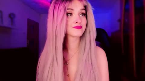 MiladyJolie online show from April 17, 5:59 pm