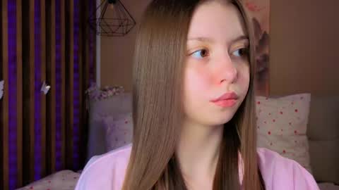 Mila online show from May 31, 4:13 pm