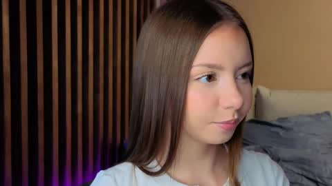 Mila online show from May 17, 3:11 pm