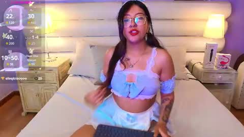 milan_sweetie online show from July 29, 9:59 pm