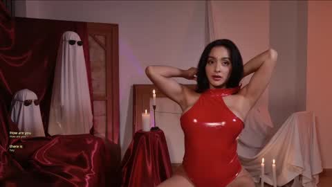 Snapshot of milana_desire chatting on October 31, 10:58 pm milana online show from October 31, 10:58 pm