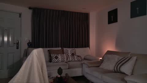 Snapshot of milana_desire chatting on September 19, 11:15 pm milana online show from September 19, 11:15 pm