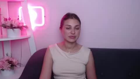 milanaangelas online show from June 29, 10:15 am