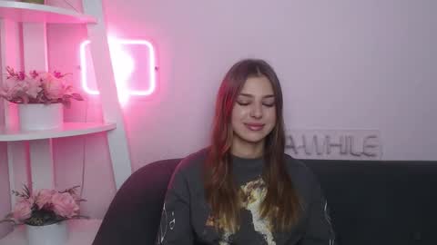 milanaangelas online show from October 26, 5:47 am