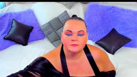 Snapshot of milanabiegert chatting on October 13, 9:34 am Lana online show from October 13, 9:34 am