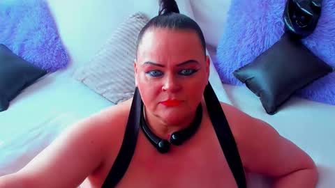 Snapshot of milanabiegert chatting on March 11, 8:52 am Lana online show from March 11, 8:52 am