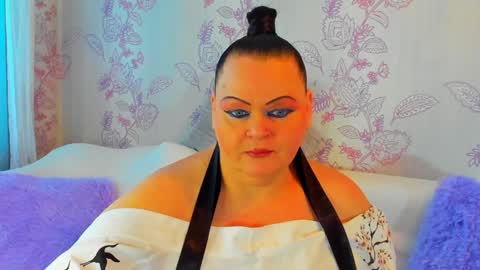 Snapshot of milanabiegert chatting on January 9, 11:47 am Lana online show from January 9, 11:47 am