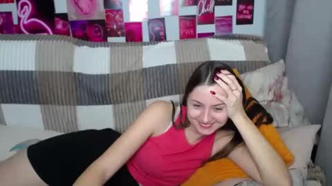 milanaroz online show from February 10, 3:53 pm