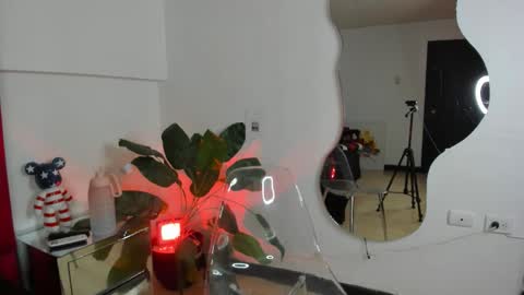 milanx2 online show from November 6, 9:32 pm