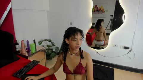 Snapshot of milanhtx2 chatting on February 2, 9:23 pm milanx2 online show from February 2, 9:23 pm