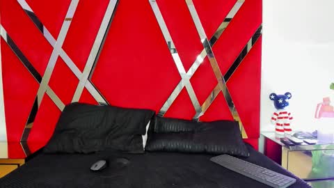 milanx2 online show from November 8, 9:53 pm