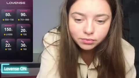 Snapshot of milania_hot_foxy chatting on October 23, 5:41 pm Mila online show from October 23, 5:41 pm