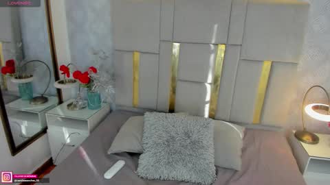 Cami  online show from September 26, 12:36 pm