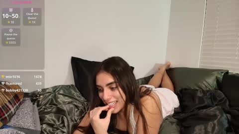 Mila online show from January 14, 3:11 am