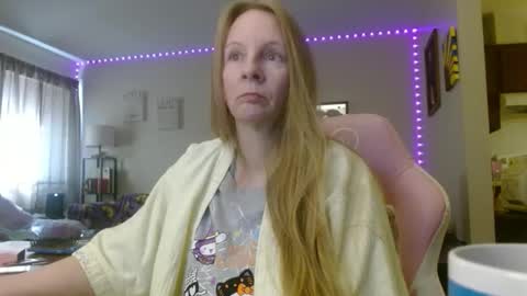 Mila online show from March 12, 3:15 pm