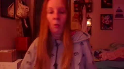 Mila online show from April 14, 2:50 pm