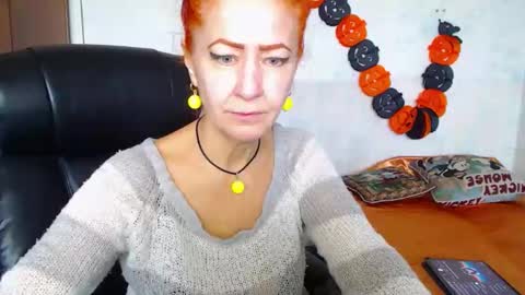 MilayaDFlow online show from November 13, 8:02 am