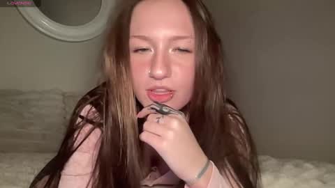 Snapshot of miley_monroee chatting on January 20, 12:57 am miley_monroee online show from January 20, 12:57 am