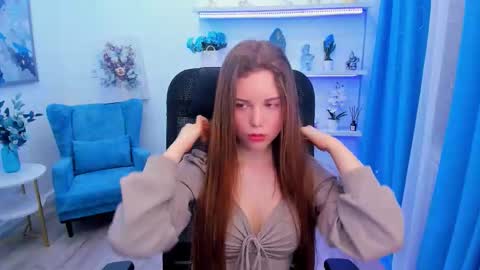 mileygloss online show from January 12, 12:43 pm