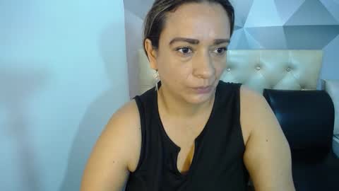 milf_hugeboobs online show from November 24, 11:01 am