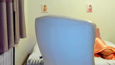 MilisaSweet online show from December 20, 11:42 pm