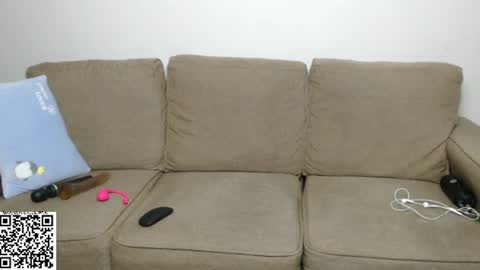 milk_body online show from July 25, 5:14 am