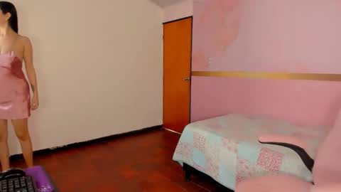 Snapshot of milk_candy16 chatting on October 11, 12:41 pm S O F I A online show from October 11, 12:41 pm