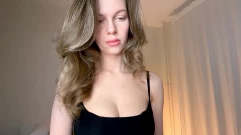 milky__way_ online show from January 18, 2:24 pm