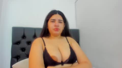 Snapshot of milky_way_18 chatting on December 30, 1:14 pm milky_way_18 online show from December 30, 1:14 pm
