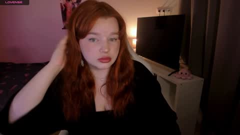 Lisa online show from December 19, 8:24 am