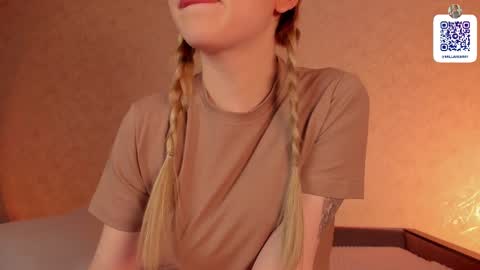 Snapshot of milla_remmy chatting on March 9, 9:14 pm Milla online show from March 9, 9:14 pm