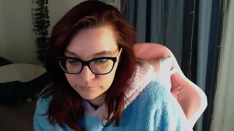 Snapshot of millapoolys chatting on December 11, 9:01 pm Milla online show from December 11, 9:01 pm