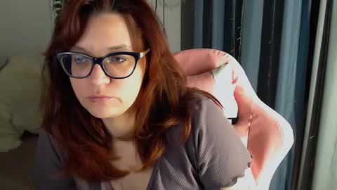 Snapshot of millapoolys chatting on February 9, 8:24 pm Milla online show from February 9, 8:24 pm