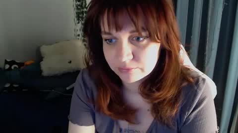 Snapshot of millapoolys chatting on February 19, 9:47 pm Milla online show from February 19, 9:47 pm
