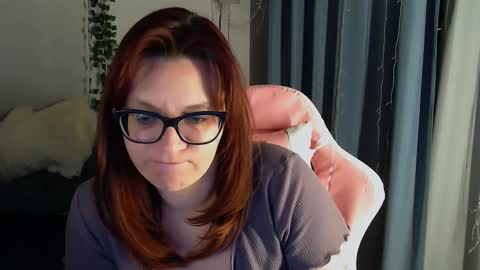 Snapshot of millapoolys chatting on February 26, 9:18 pm Milla online show from February 26, 9:18 pm
