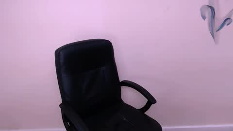 Milla online show from December 17, 9:13 am