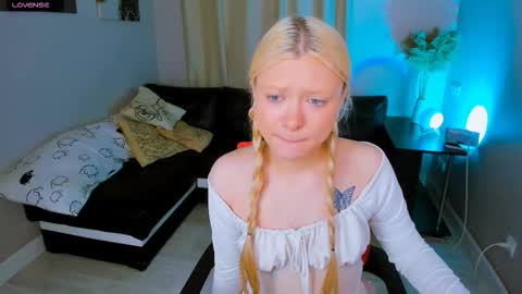 Millie online show from December 1, 4:31 pm