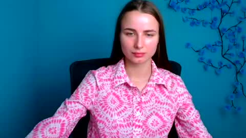 Milly online show from June 26, 6:14 am