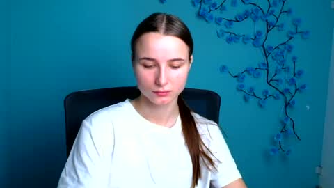 Milly online show from June 24, 6:01 am