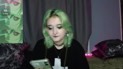 milten_trish online show from November 11, 8:39 pm