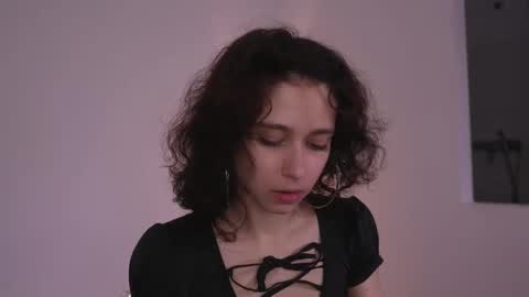  IRIS  online show from December 5, 9:43 am